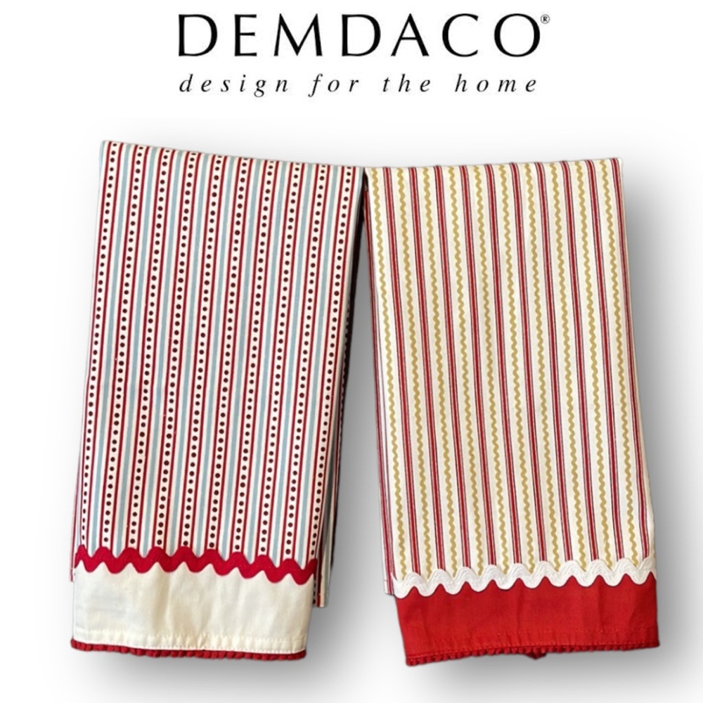 Demdaco Kitchen Towel Set